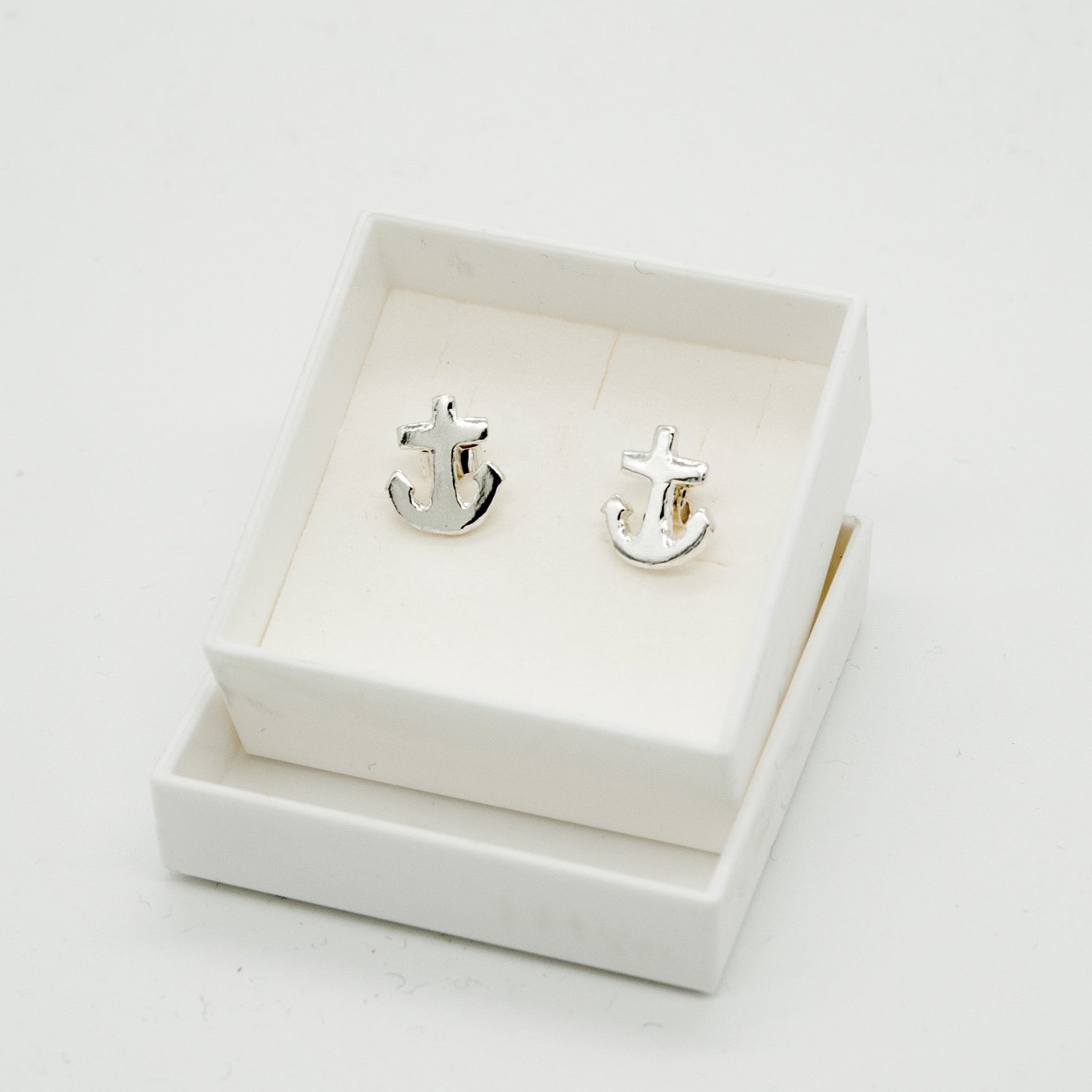 Belle & Bee new style anchor earrings