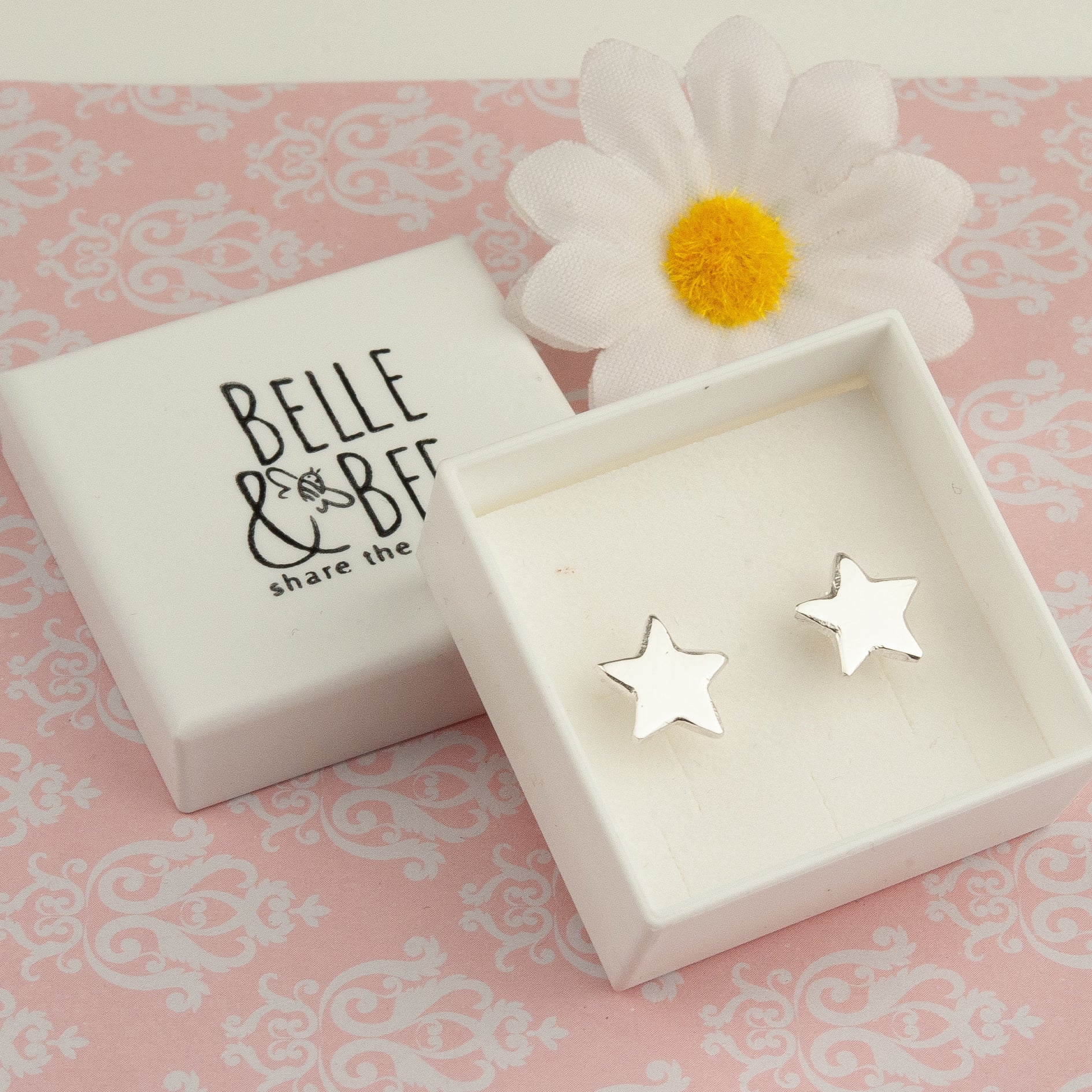 Belle & Bee Chunky star earrings
