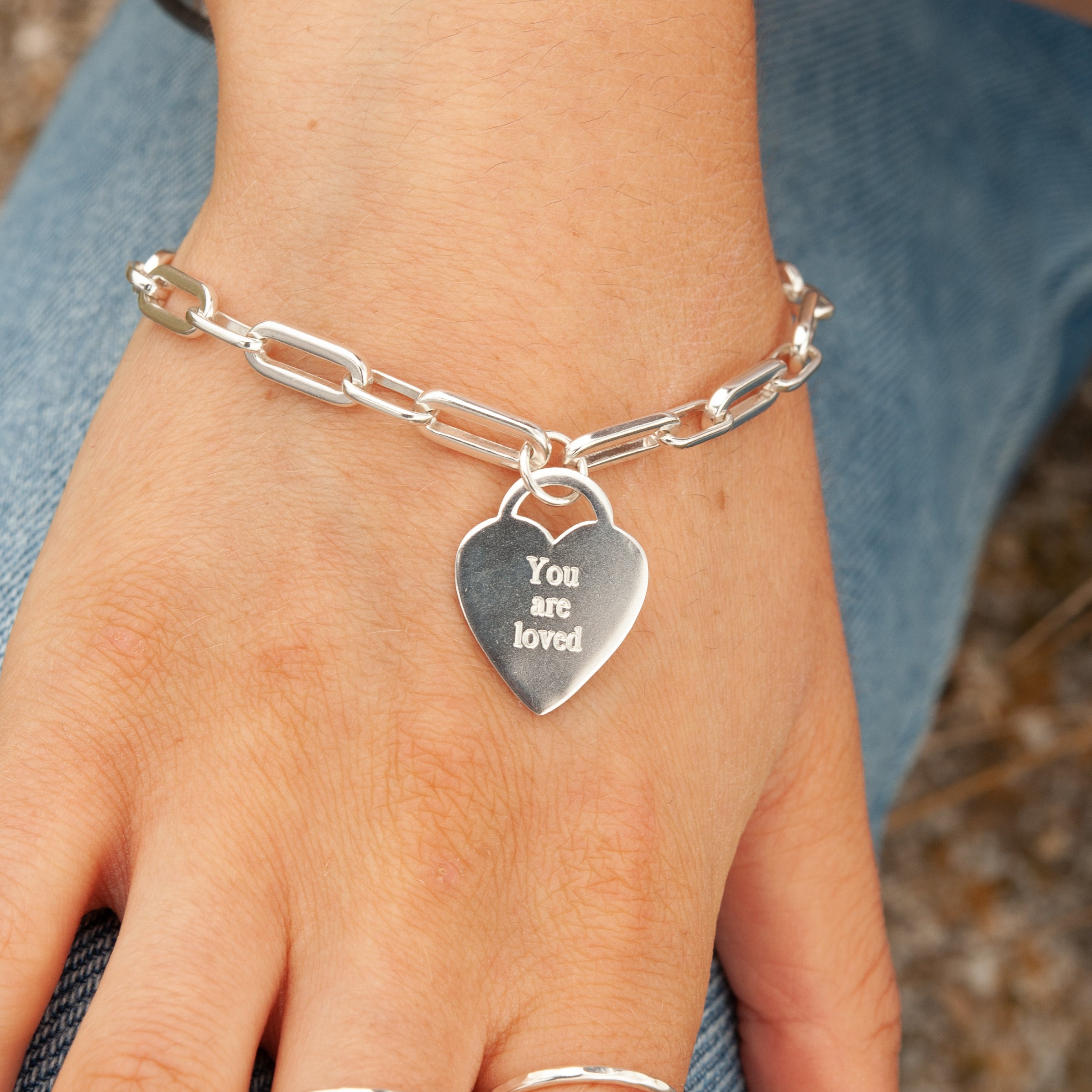 Belle & Bee Heart trace chain bracelet
