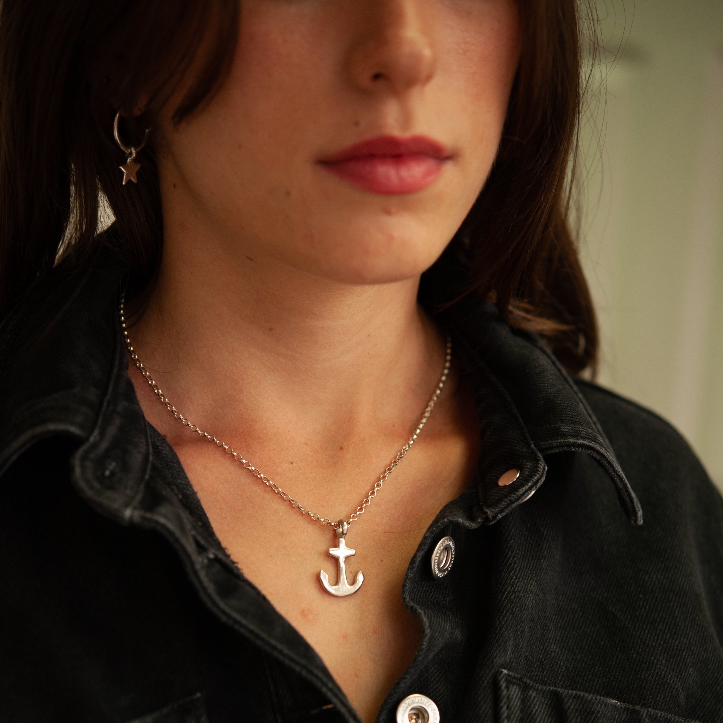 Belle & Bee anchor necklace